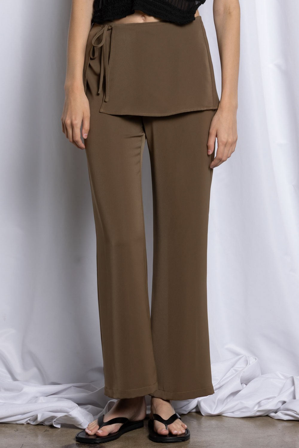 THE MILANO LOW-RISE TAILORED PANTS